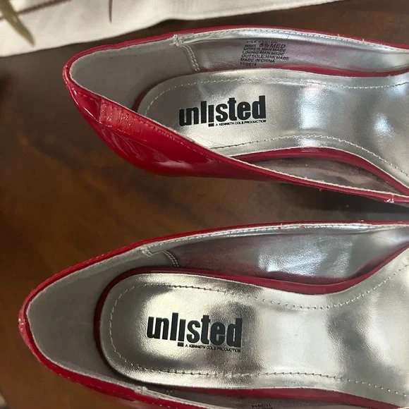 Chic Red Patent Leather Style Pump Heels Unlisted Cherry - Picture 5 of 8